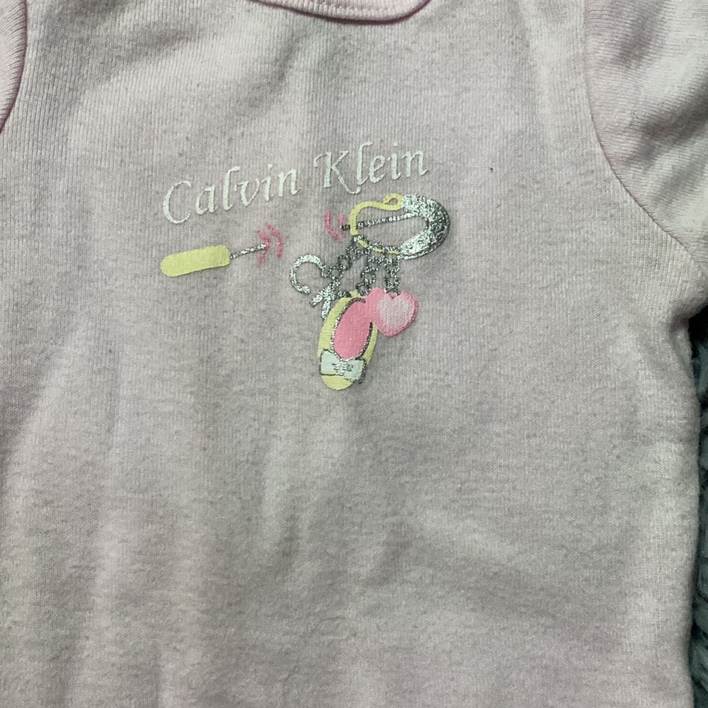 Calvin Klein light pink baby onesie 0/3mos *NWOT - Picture 2 of 3